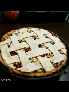 A picture of Dabeli Pie.