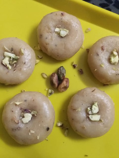 A picture of Bread ke pede.