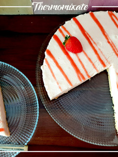 Foto principal de Cheesecake de vainilla y coulis de fresas con Thermomix