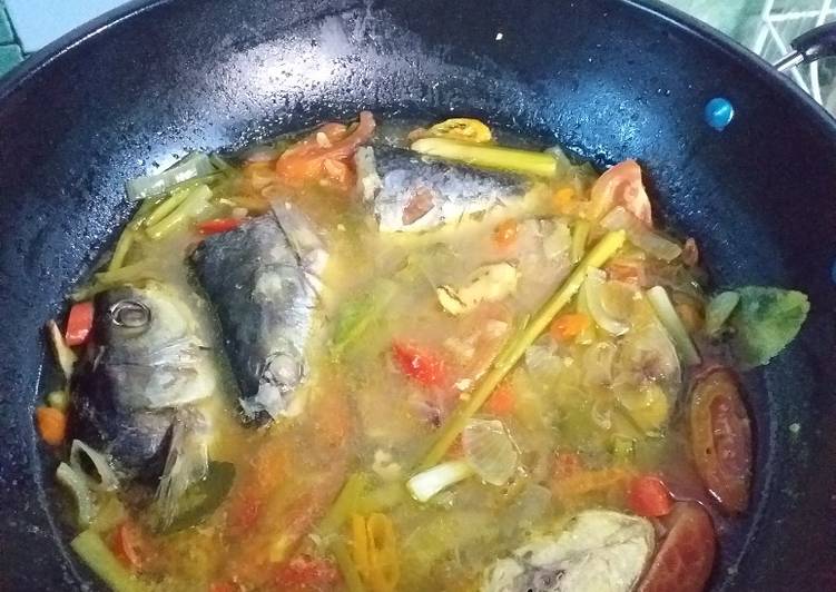 Resep Salmon Asam Pedas yang Lezat