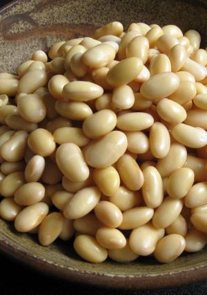 A picture of Boiled Soy Beans.