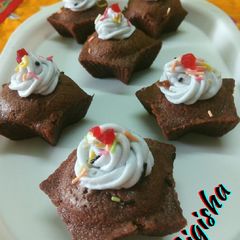 A picture of Chocolate cup cake.