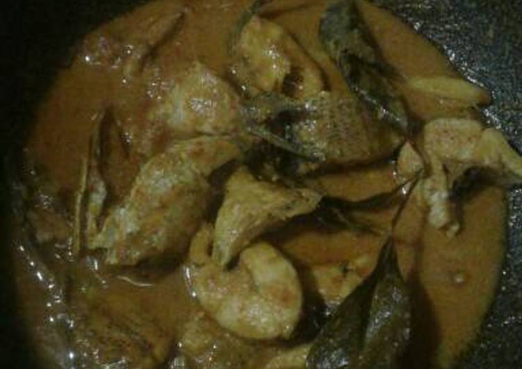 Gulai gabus asam pedas