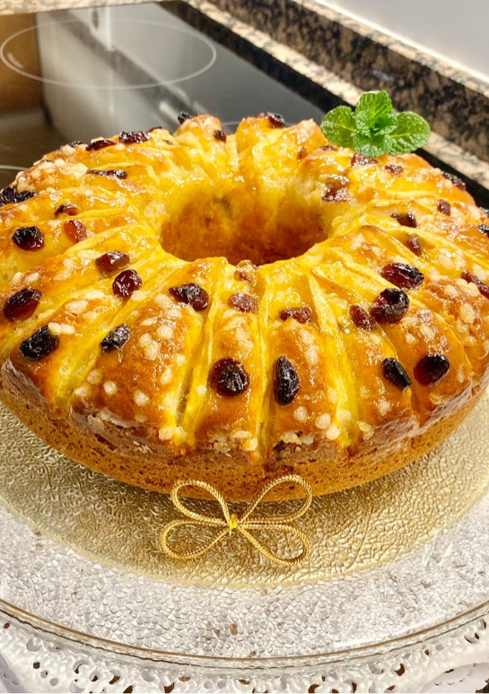 Una foto de Pastel de manzana relleno con mermelada (Apple pie filled with jam)