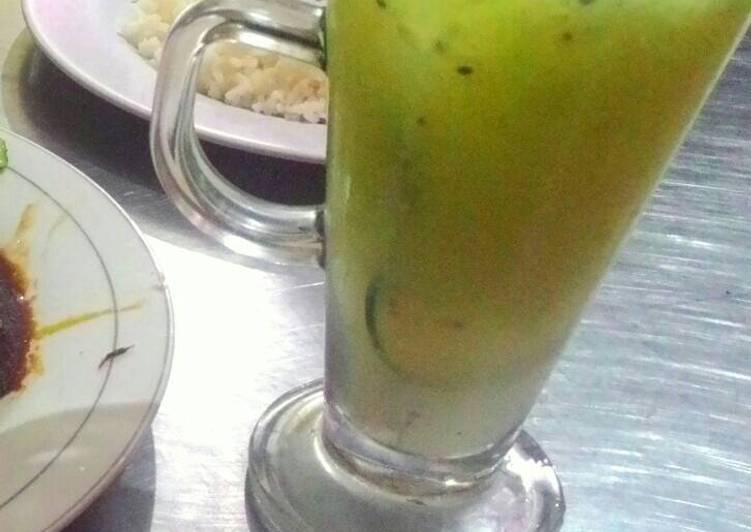 Resep Es timun selasih yang Bikin Ngiler