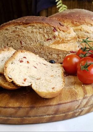 A picture of Cranberry and oat bread.