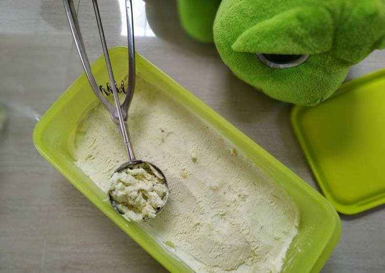 Langkah Mudah untuk Membuat Eskrim Alpukat, Lezat Sekali