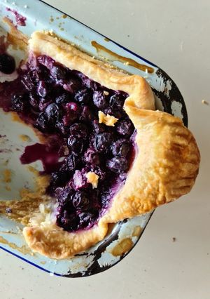 A picture of Blueberry pie.