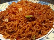 Gambar mie instan goreng pedas