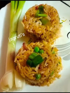 ધુંગાર ભરથા બિરયાની (Dhungar Bharta Biryani Recipe In Gujarati) રેસીપી મુખ્ય ફોટો