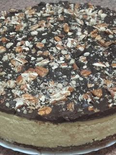 Una foto de Tarta nata, flan y chocolate
