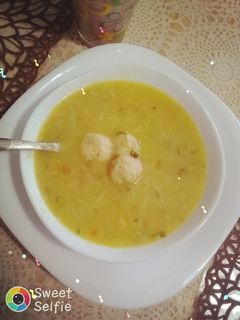 صورة لوصفة شوربة عدس بكريات لحم 🍜🍜🍜
