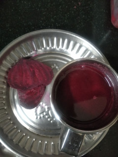 ஹெல்தி பீட்ரூட் ஜூஸ் (Healthy beetroot juice recipe in tamil) செய்முறை முக்கிய புகைப்படம்