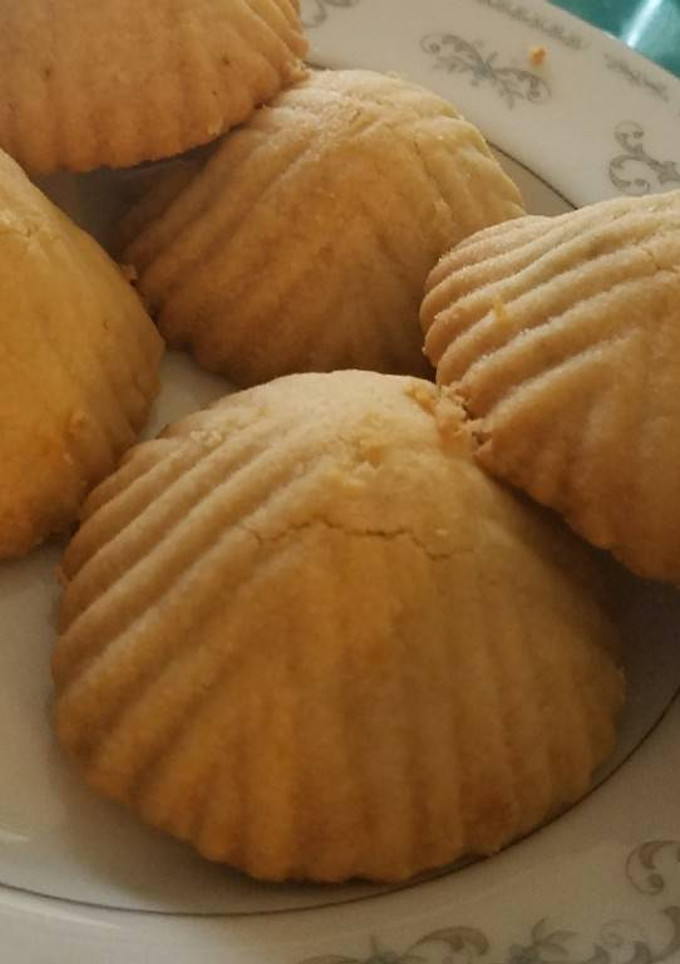 Una foto de Maamoul cookies