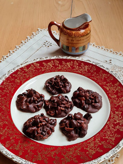 Una foto de Rocas de chocolate 🍫 Versión saludable