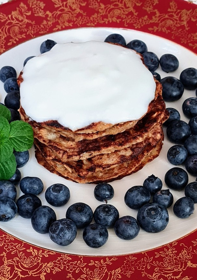 Una foto de Tortitas de avena y banana 🍌Pancakes saludables 🥣 Sin azúcares agregados ni edulcorantes