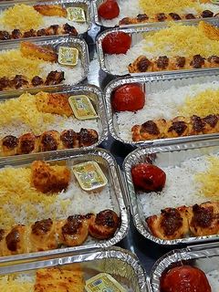 عکسی از دستور چلو جوجه حلزونی