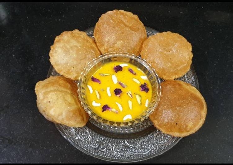 How to Prepare Homemade Aamras Poori