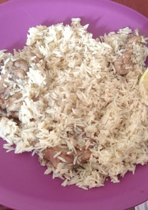 A picture of Chicken pilau.