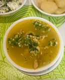 Sopa de pollo casera