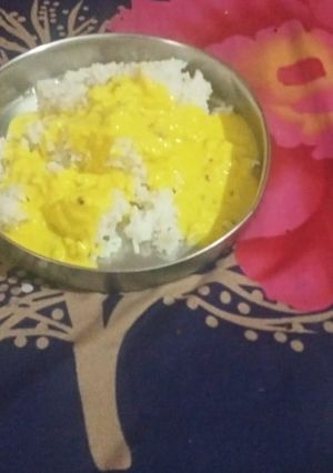 A picture of Kadhi chawala.