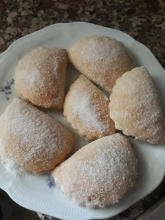 Una foto de Empanadillas de almendras