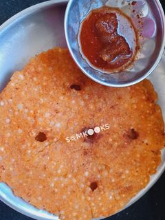 उपवास - साबूदाणा थालीपीठ (Upwas Sabudana Thalipeeth Recipe In Marathi) रेसिपी चे मुख्य फोटो