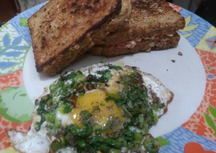 Multigrain &amp; Half Fry Egg