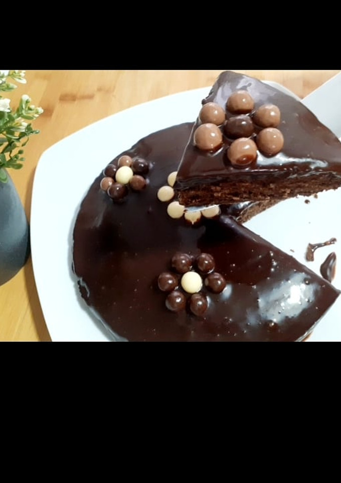 Una foto de Tarta de chocolate sol con tres ingredientes