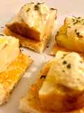 Tapas de tortilla y hummus