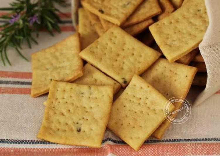 Crackers al rosmarino