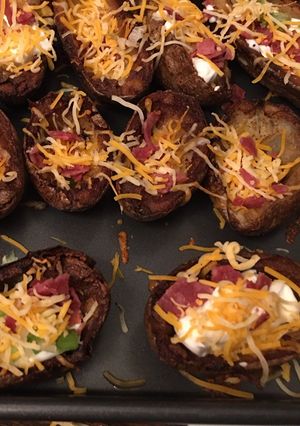 A picture of Potato Skins.