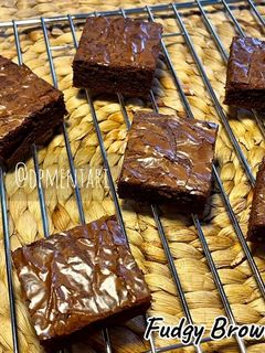 Foto resep Fudgy Brownies Shiny Crust