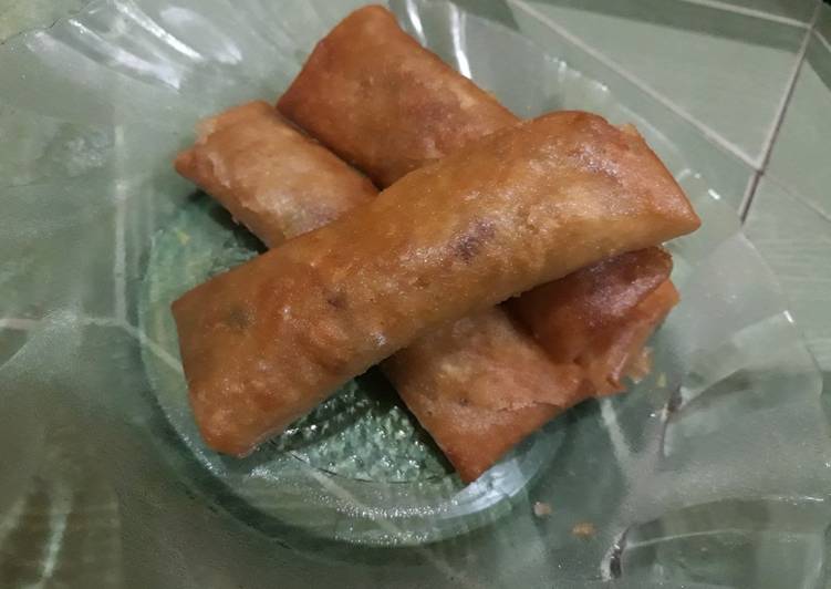 Lumpia isi indomie sedap goreng🤣