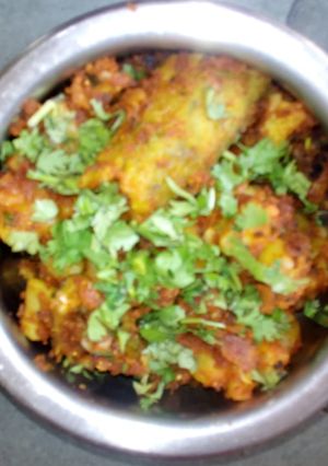 A picture of Stuffed gourd potato.