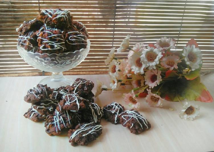 Resep Eggless Choco Cereal Cookies Anti Gagal