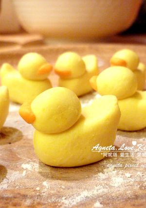 [阿妮塔♥sweet] 黃色小鴨湯圓(南瓜)。 的食譜成品照片