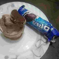 A picture of Oreo Biscuit Ice  Cream.