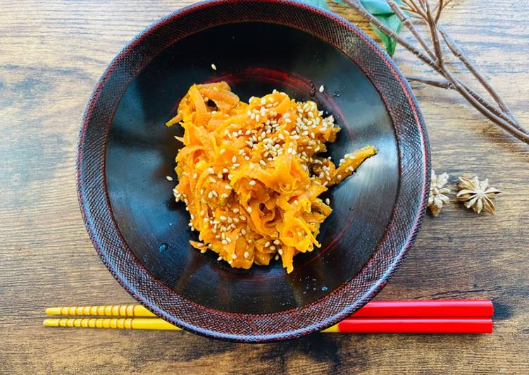 Easiest Way to Make Super Quick Homemade Carrot seasoned with sesame sauce