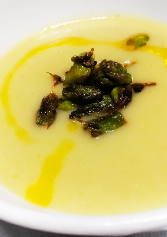 Una foto de Puré de espárragos