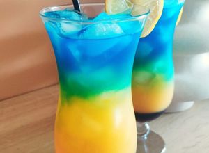 Une photo de Mocktail arc en ciel