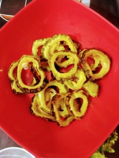 करेला भाजा (Karela Bhaja recipe in Hindi) रेसिपी मुख्य फोटो