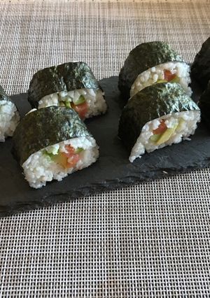 Foto principal de Sushi (Futo-maki)