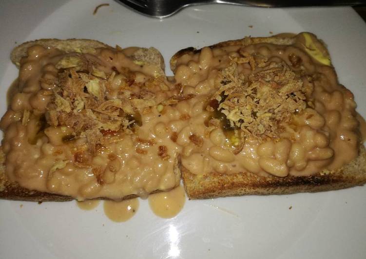 Recipe of Any-night-of-the-week Gourmet vegan beans on toast