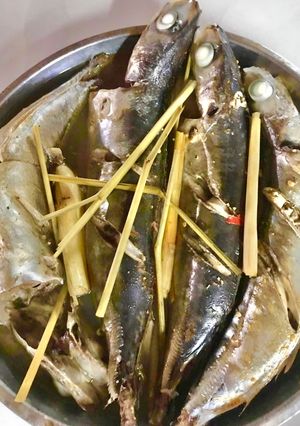 Hình của món Cá sa ba hấp sả.