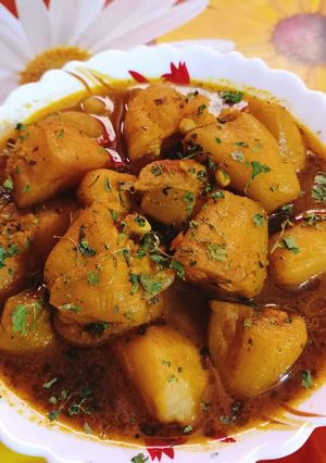 মেথি আলু পটলের ডালনা(methi aloo potoler dalna recipe in Bengali) রেসিপির প্রধান ছবি