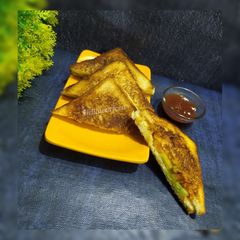 A picture of Maggi sandwich.