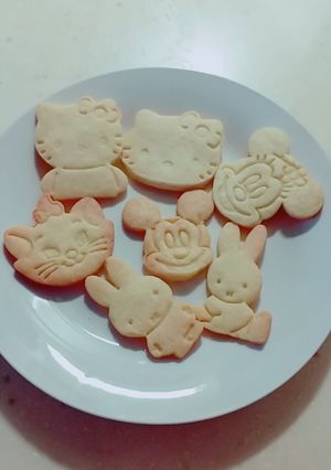 卡通奶香＆巧克力餅乾 的食譜成品照片