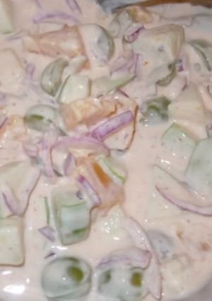 A picture of Yogurt fruit delight.