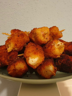 Una foto de Banderillas de magro de cerdo cocido y queso manchego